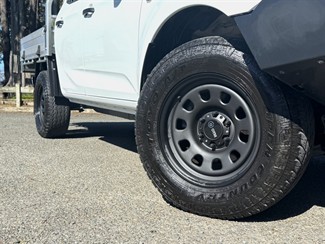 2024 Isuzu D-Max - Thumbnail