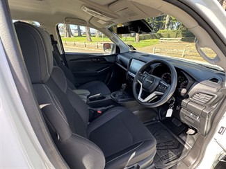 2024 Isuzu D-Max - Thumbnail