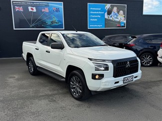 2024 Mitsubishi Triton - Thumbnail