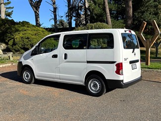 2020 Nissan NV200 - Thumbnail