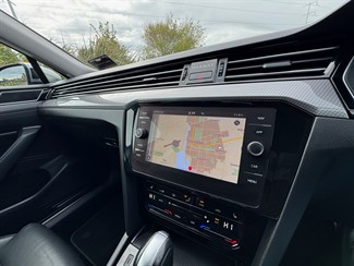 2021 Volkswagen Passat - Thumbnail