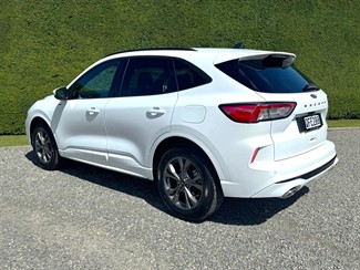 2023 Ford Escape - Thumbnail