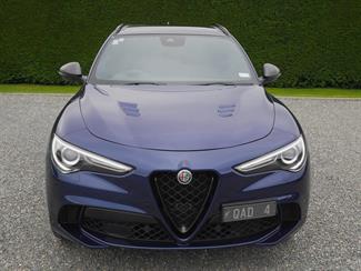 2022 Alfa Romeo Stelvio - Thumbnail