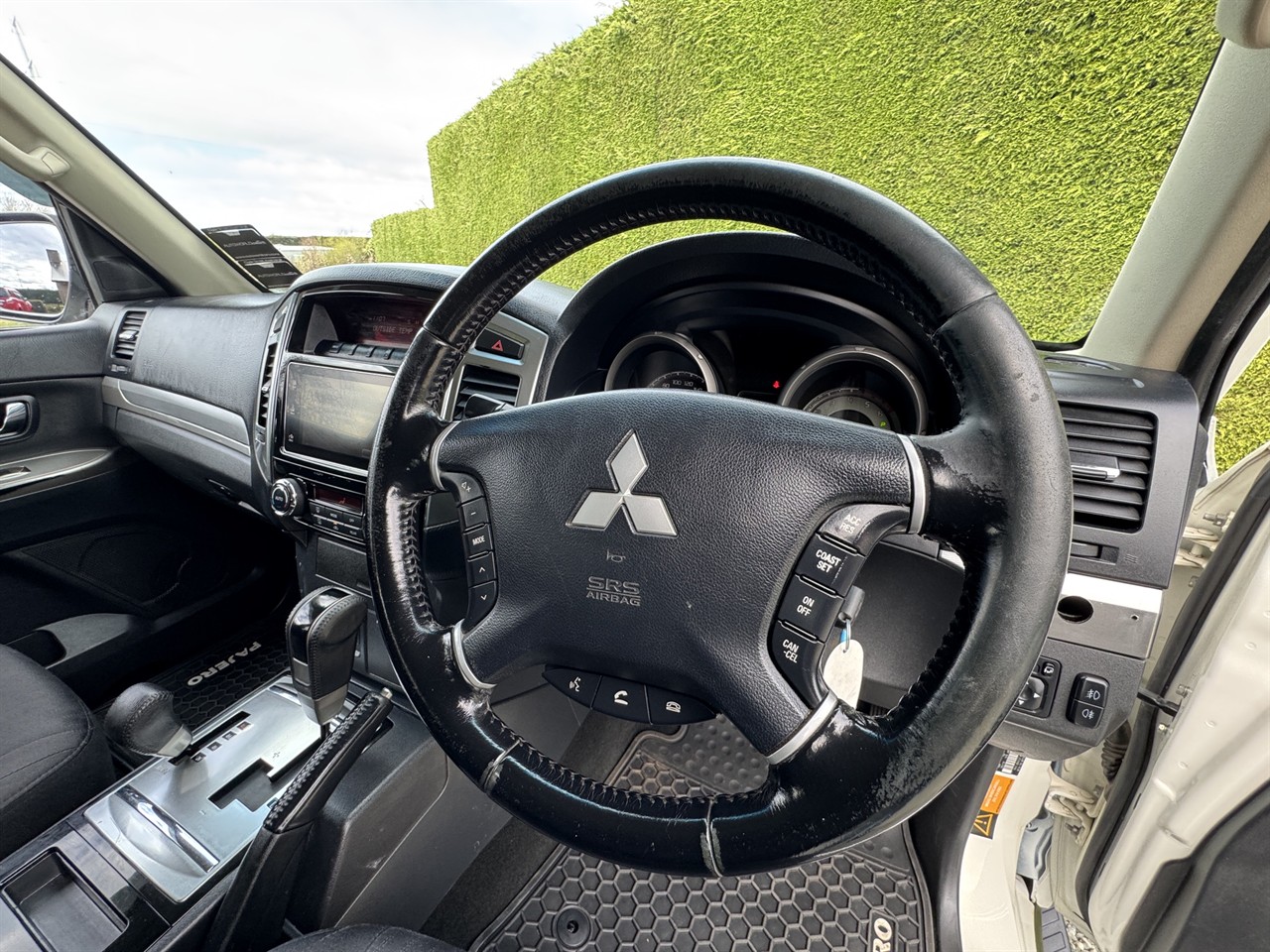 2018 Mitsubishi Pajero