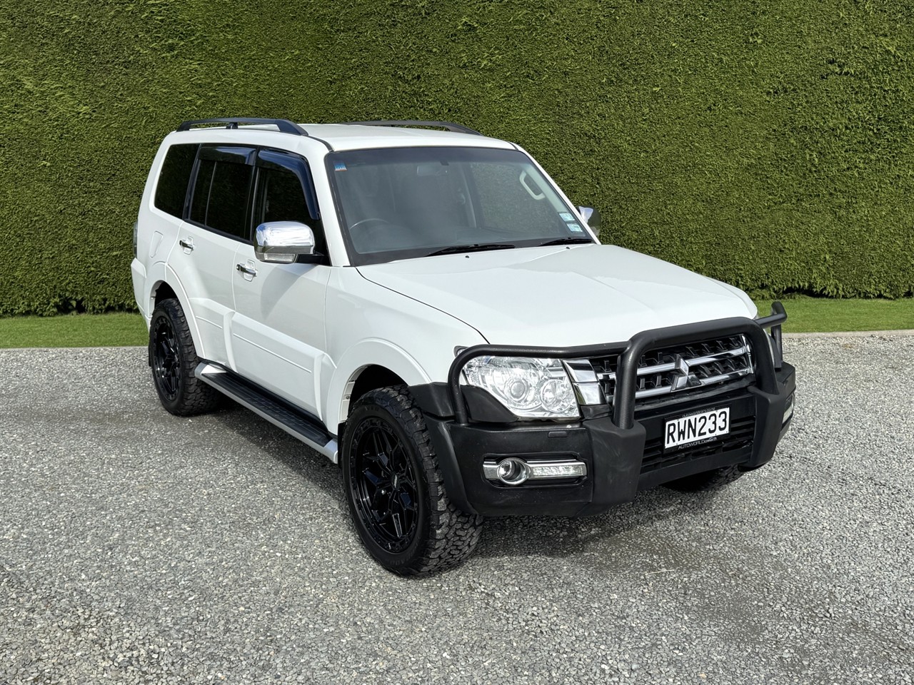 2018 Mitsubishi Pajero