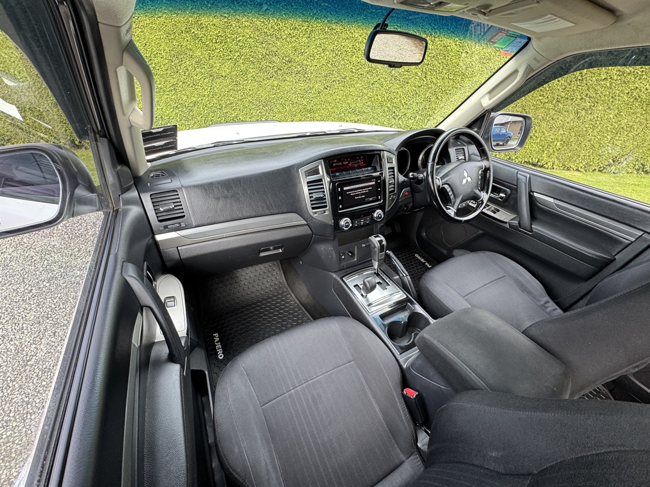 2018 Mitsubishi Pajero