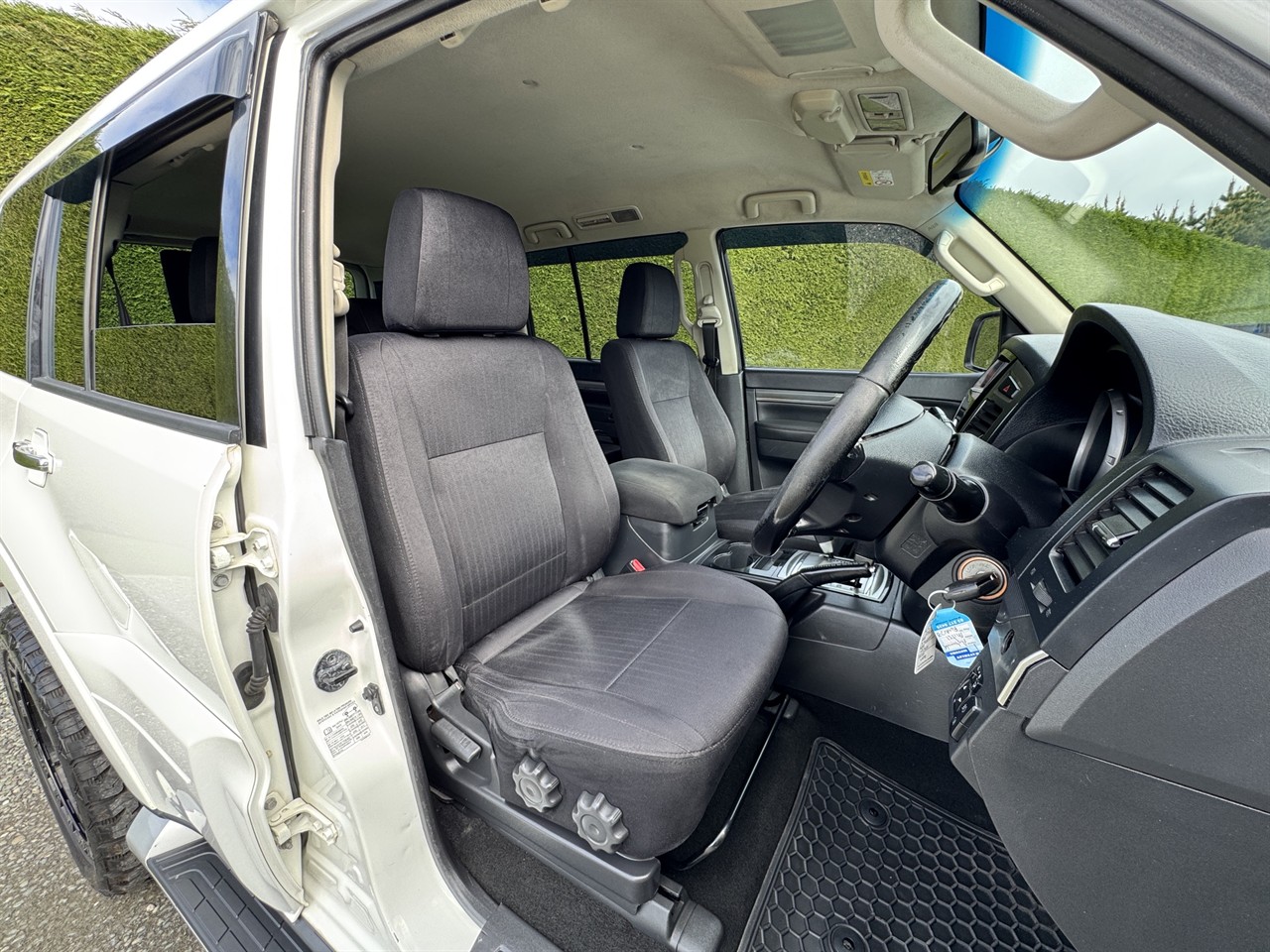 2018 Mitsubishi Pajero