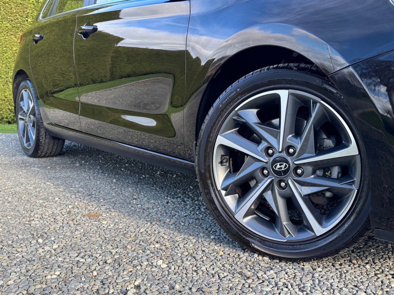 2022 HYUNDAI I30
