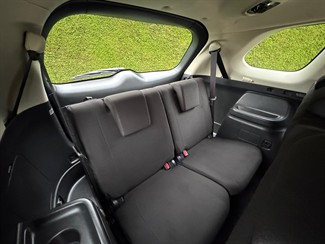 2022 Mitsubishi Outlander - Thumbnail