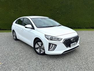 2022 Hyundai Ioniq - Thumbnail