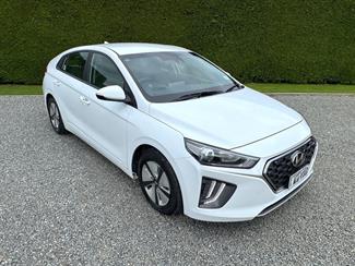 2022 Hyundai Ioniq - Thumbnail