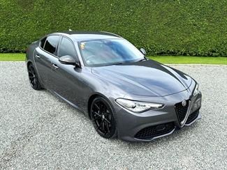 2018 Alfa Romeo Giulia - Thumbnail