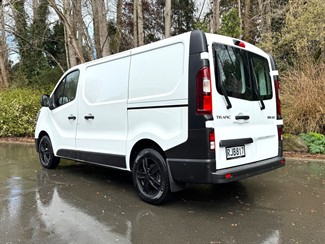 2022 Renault Trafic - Thumbnail