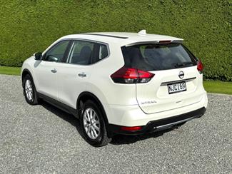 2021 Nissan X-Trail - Thumbnail
