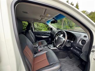 2021 Nissan Navara - Thumbnail