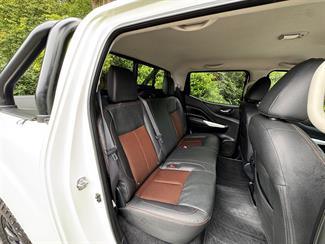 2021 Nissan Navara - Thumbnail