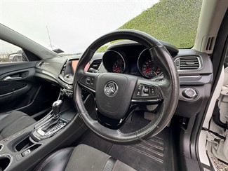 2015 Holden Commodore - Thumbnail