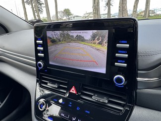 2022 Hyundai Ioniq - Thumbnail