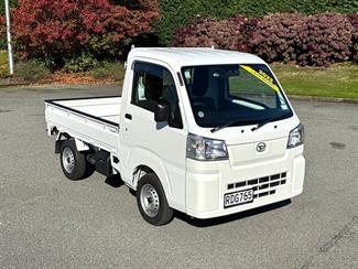 2023 Daihatsu Hijet - Thumbnail