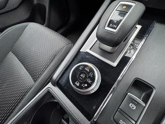 2022 Mitsubishi Outlander - Thumbnail