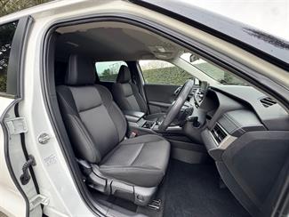2022 Mitsubishi Outlander - Thumbnail