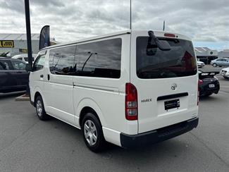 2020 Toyota Hiace - Thumbnail