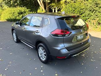 2021 Nissan X-Trail - Thumbnail