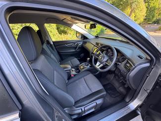 2021 Nissan X-Trail - Thumbnail