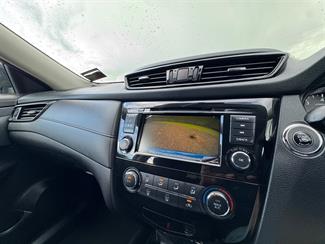 2021 Nissan X-Trail - Thumbnail