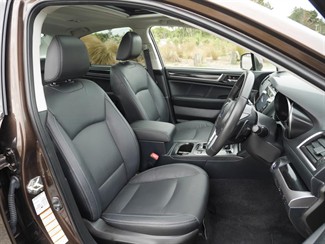2017 Subaru Legacy - Thumbnail