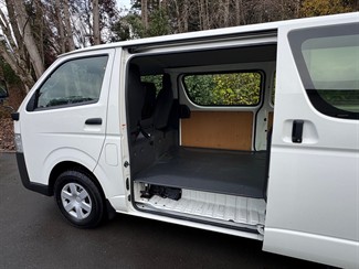 2019 Toyota Hiace - Thumbnail