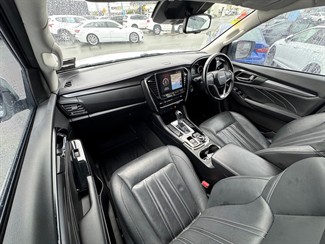 2021 Isuzu MU-X - Thumbnail