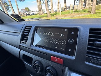 2017 TOYOTA Hiace - Thumbnail