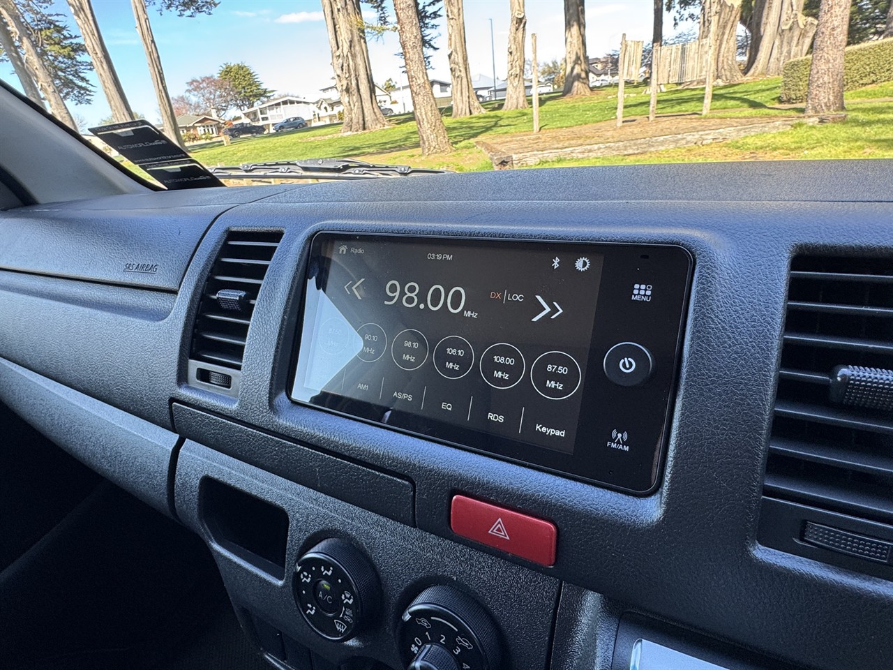 2017 TOYOTA Hiace