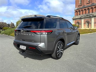 2023 Nissan Pathfinder - Thumbnail
