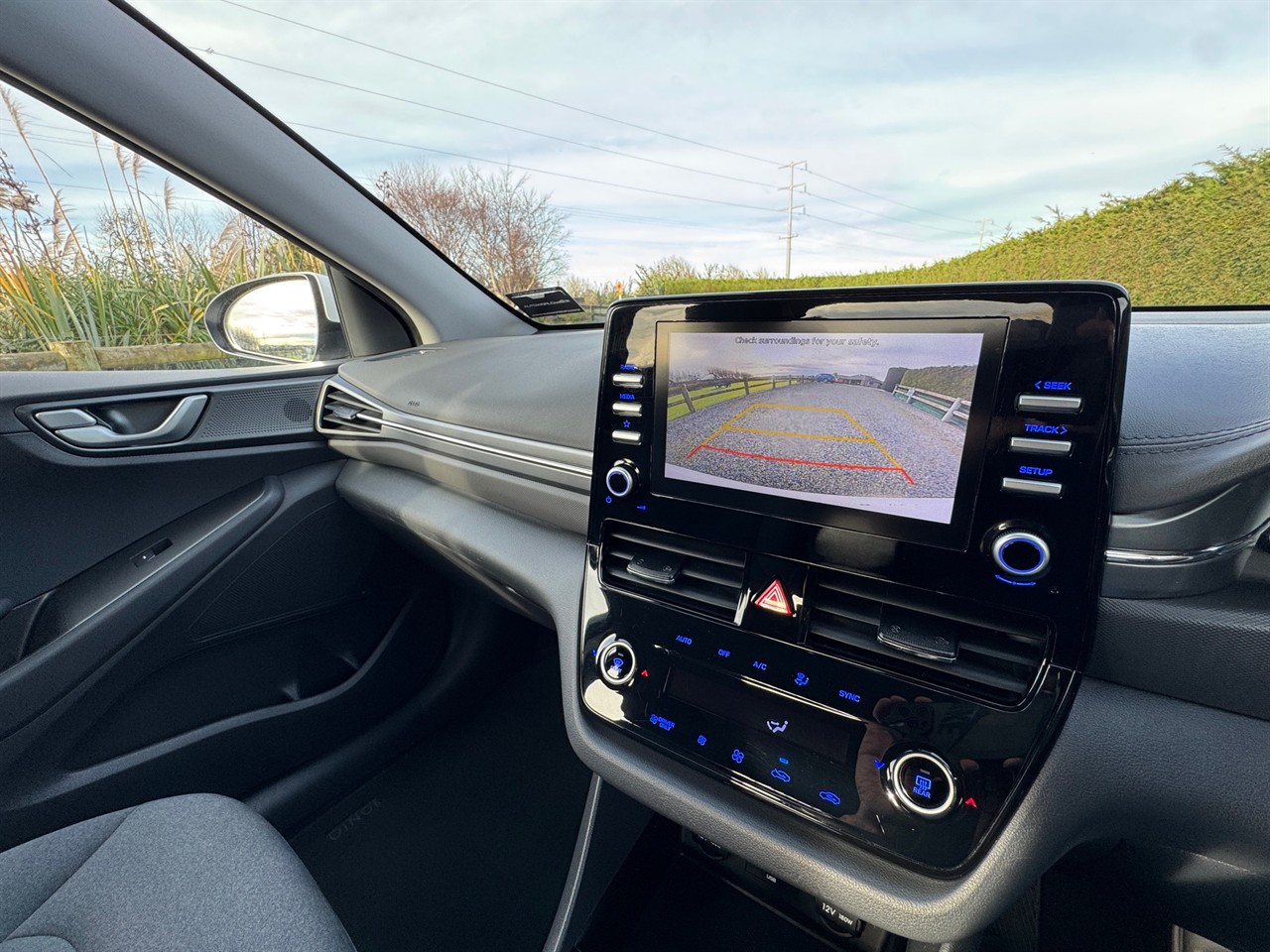 2022 HYUNDAI Ioniq
