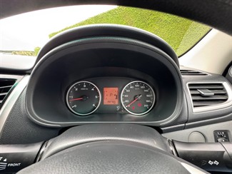 2018 Mitsubishi Triton - Thumbnail