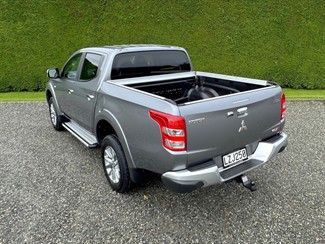 2018 Mitsubishi Triton - Thumbnail