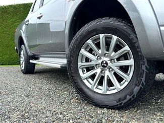 2018 Mitsubishi Triton - Thumbnail
