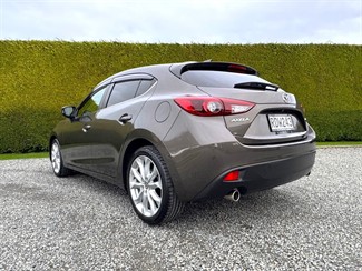 2014 Mazda Axela - Thumbnail