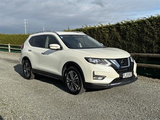 2022 Nissan X-Trail - Thumbnail