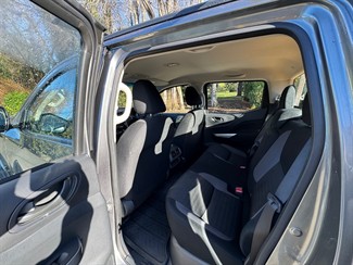 2023 Nissan Navara - Thumbnail
