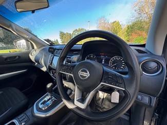 2023 Nissan Navara - Thumbnail