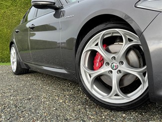 2020 Alfa Romeo Giulia - Thumbnail