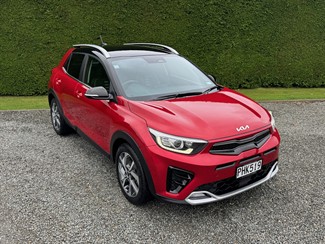2022 KIA Stonic - Thumbnail