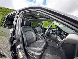 2022 JEEP Grand Cherokee - Thumbnail