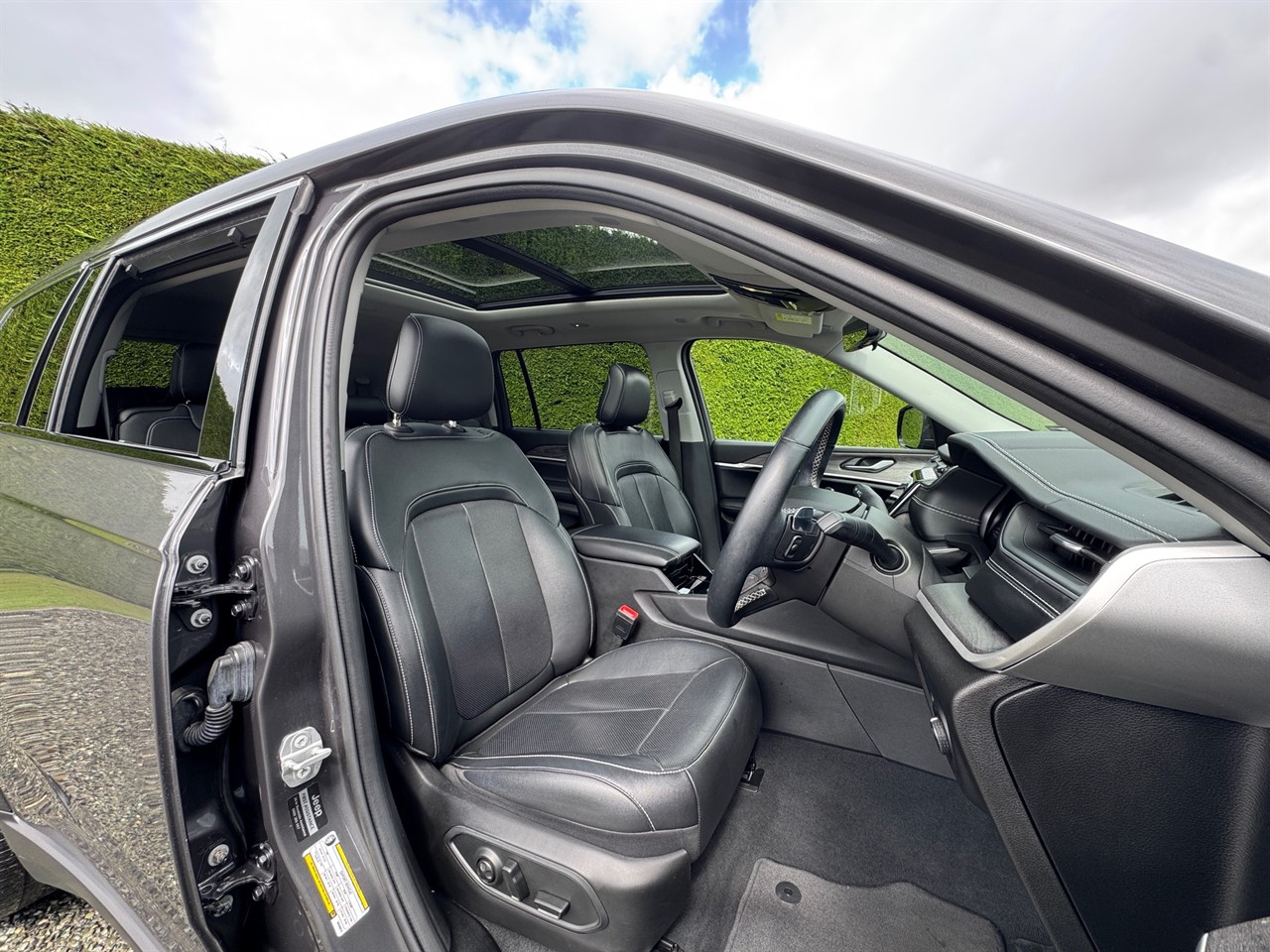 2022 JEEP Grand Cherokee