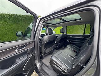 2022 JEEP Grand Cherokee - Thumbnail