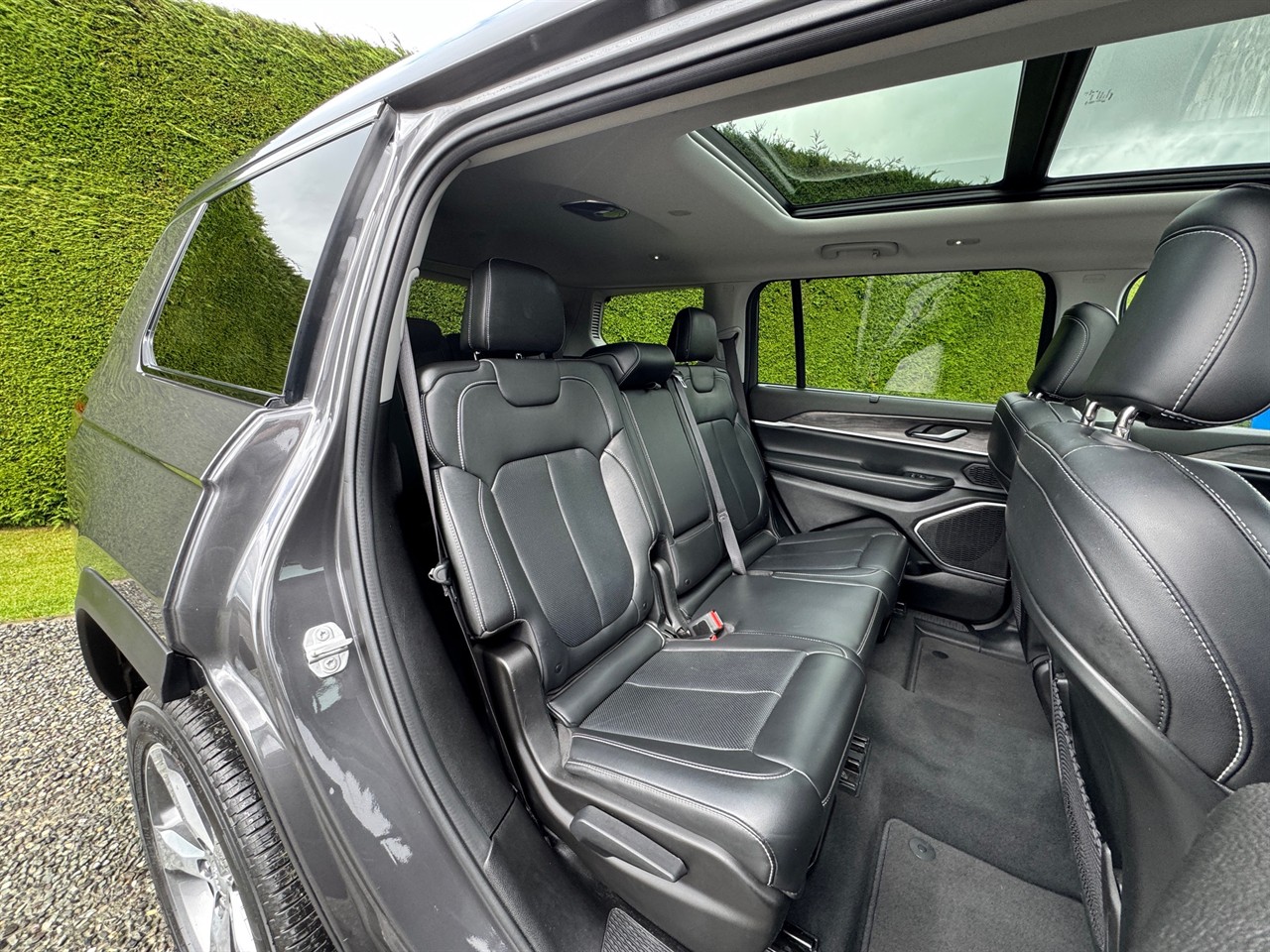 2022 JEEP Grand Cherokee