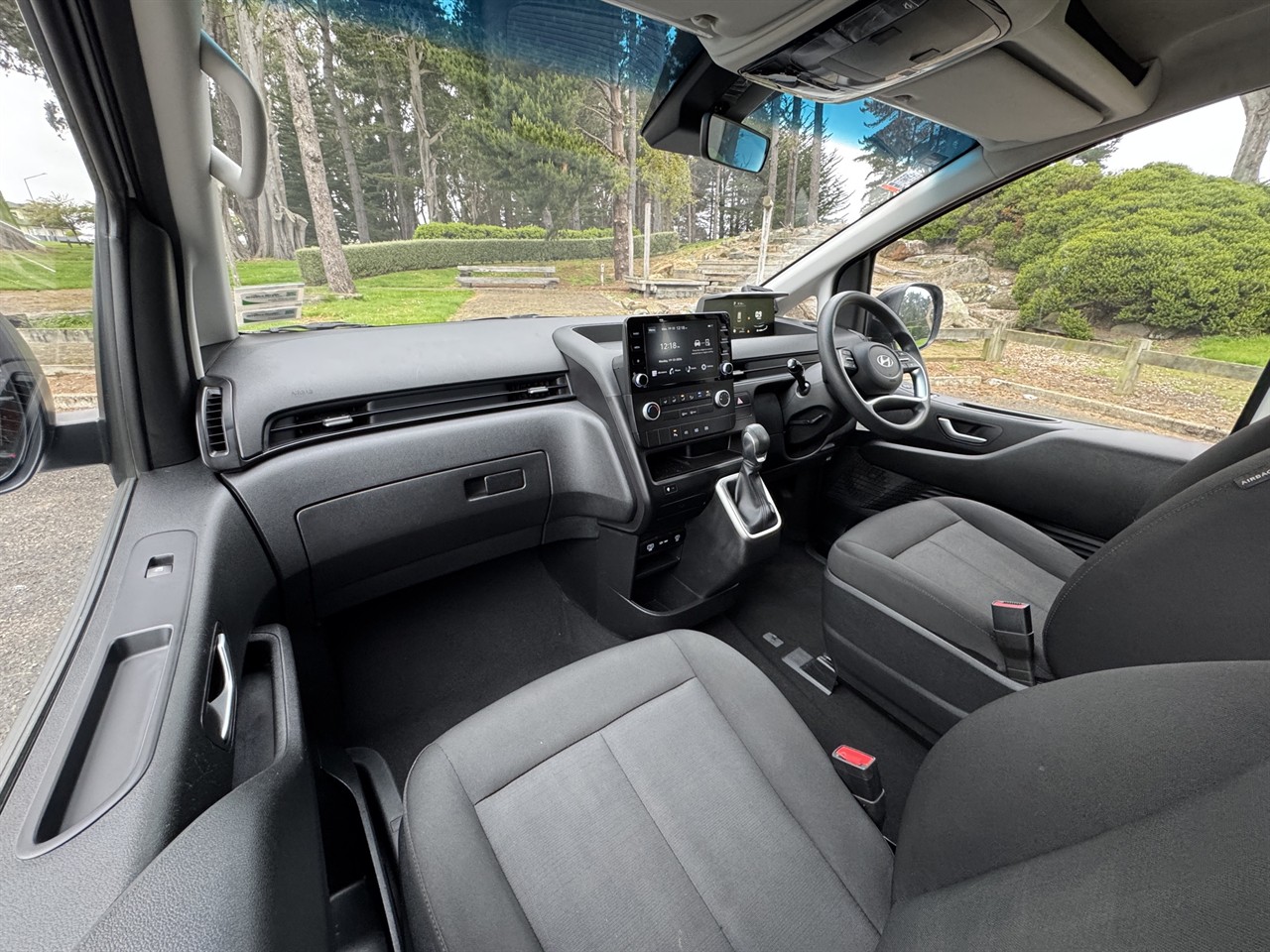 2025 Hyundai Staria